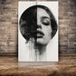 M- MUJER FONDO NEGRO 28